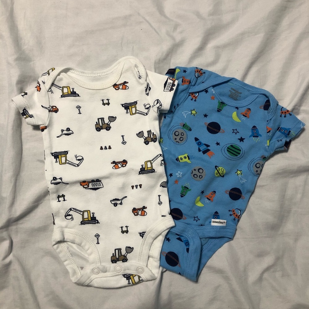 Newborn Onesie and Month Sticker Bundle